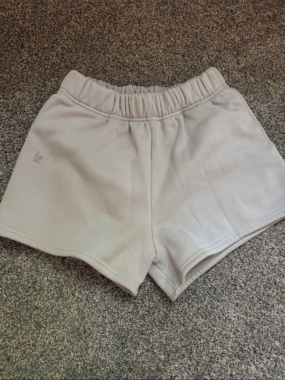 Kamo Fitness Knit High-Waist Cozy Shorts - Light Gray